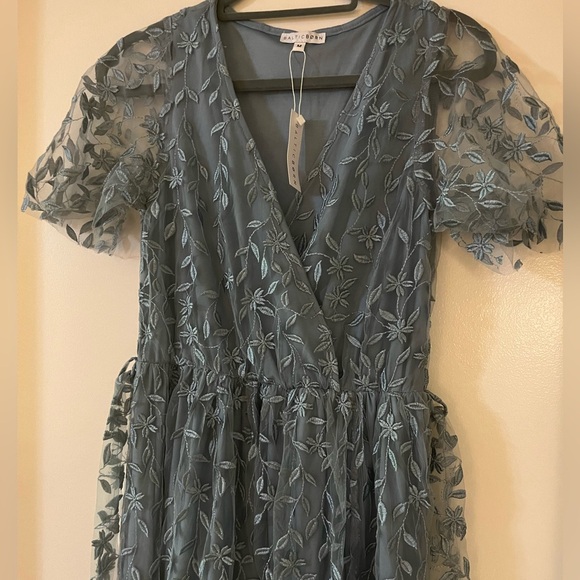 Marseille Embossed Maxi Dress - BRAND NEW! - Picture 5 of 10